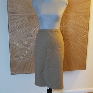 *NWTS Khaki pencil skirt